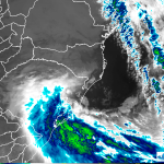 Ciclone provocou aguaceiro com vento e destruição