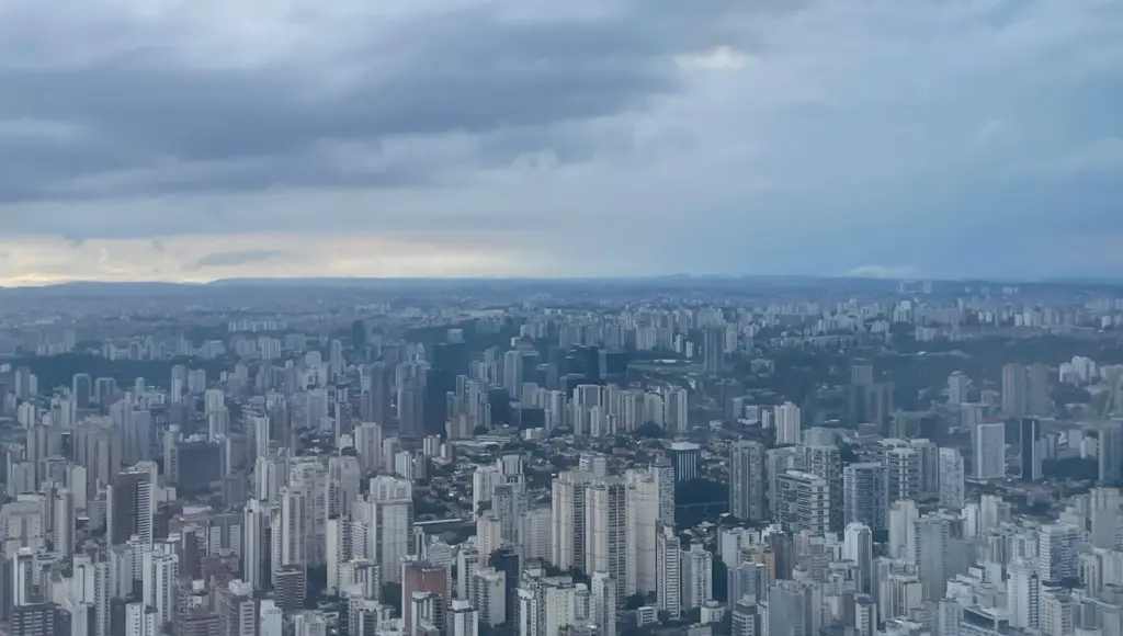 Frente fria trará chance de chuva e queda de temperatura em São Paulo