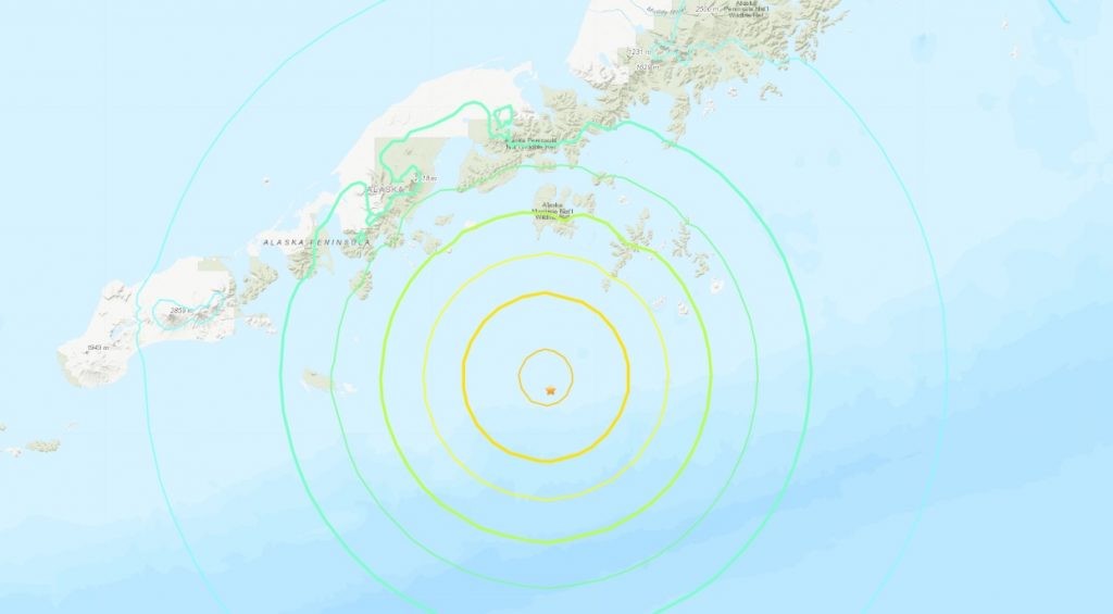 Terremoto muito forte no Alasca gera alerta de tsunami