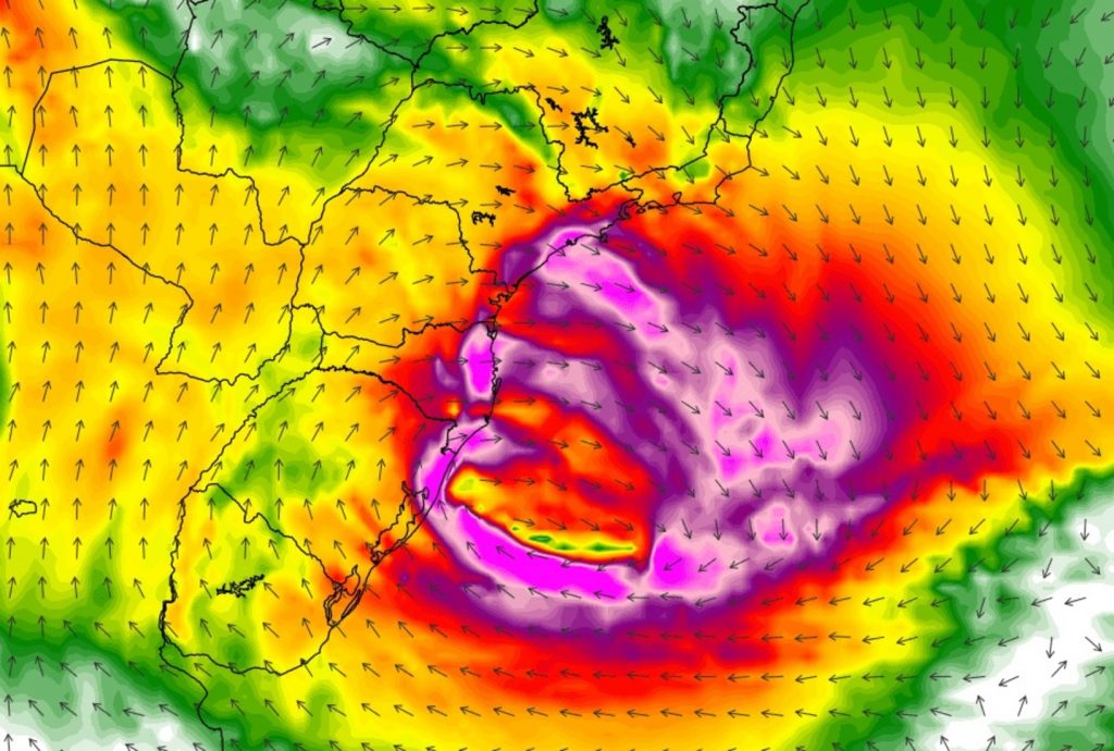 Semana de elevado perigo terá enchentes, tempestades e grande ciclone