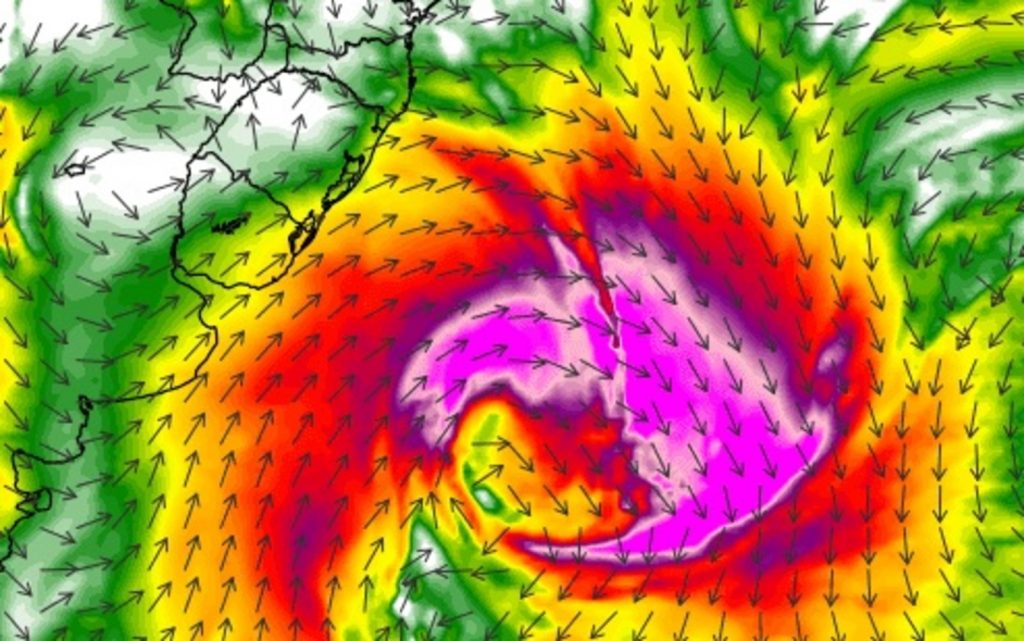 Novo ciclone se forma no Prata no meio da semana com chuva e vento