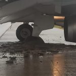 Avião derrapa durante pouso sob chuva forte em Florianópolis
