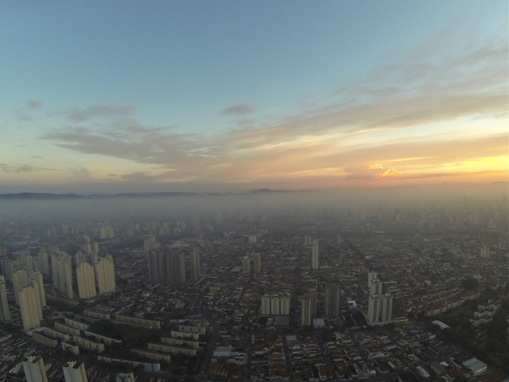 Ar seco faz temperatura variar 10ºC dentro da cidade de São Paulo
