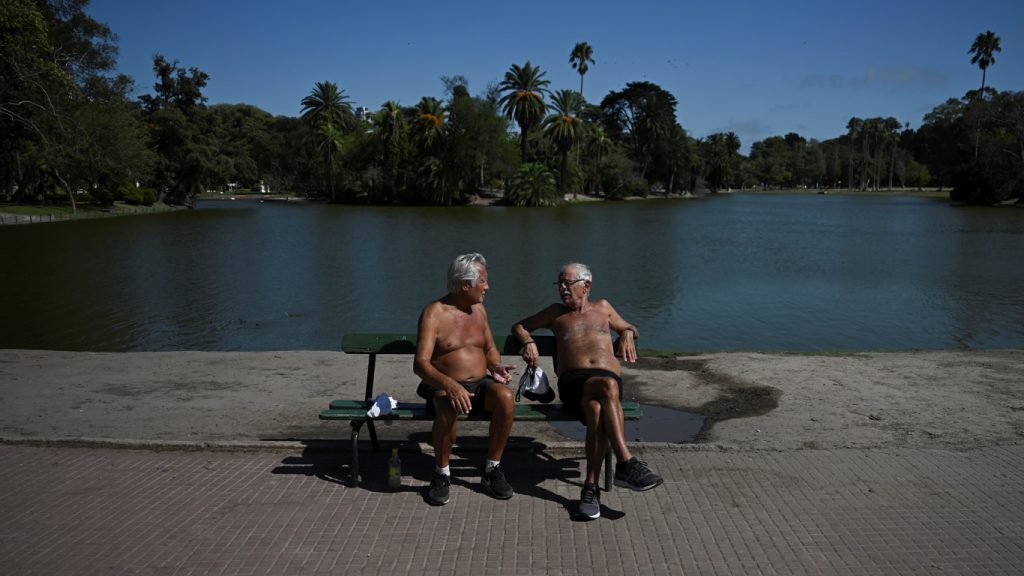 Inter enfrenta o River em dia de calor de inverno histórico em Buenos Aires