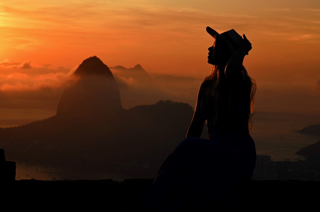 Madrugada teve calor incrível nos litorais de São Paulo e Rio de Janeiro