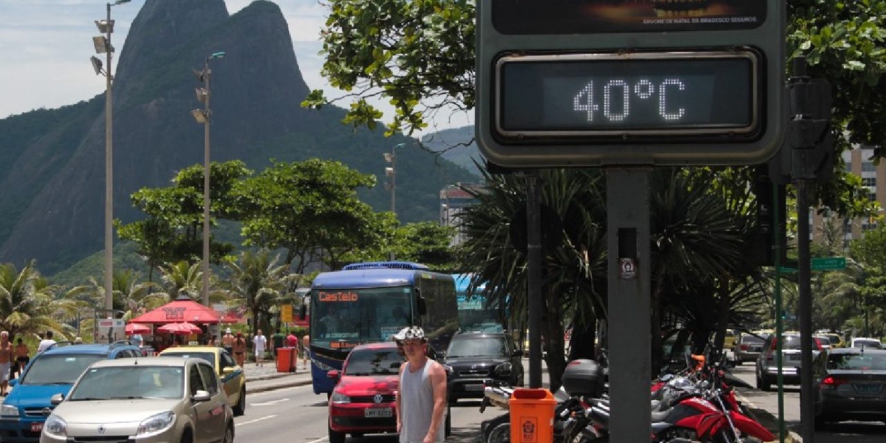 <span class="entry-title-primary">Rio de Janeiro terá calor histórico que pode atingir 40ºC no inverno</span> <h2 class="entry-subtitle">Calor ganha muita força no Rio de Janeiro nesta quarta e aumenta ainda mais na quinta que pode ter máximas de até 40ºC</h2>