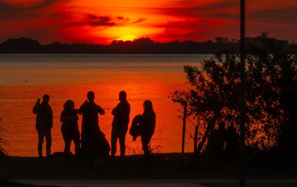 Calor no começo de agosto é normal?