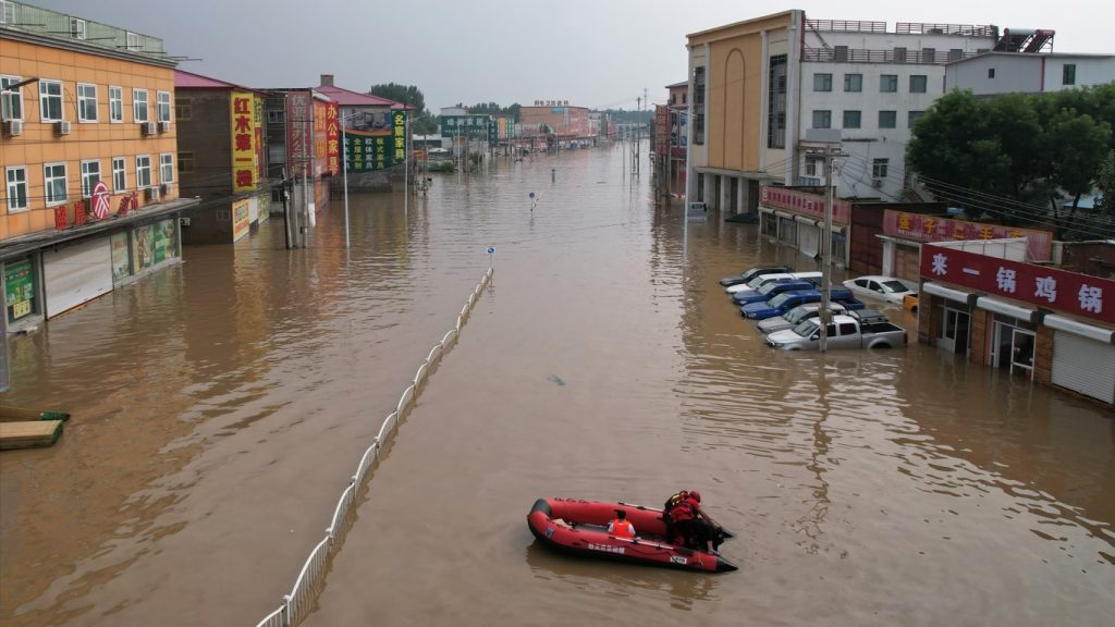 Capital da China registra o maior volume de chuva de sua história