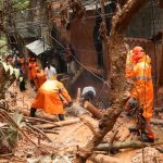 Chuva volumosa causa deslizamentos e vai continuar no Rio de Janeiro