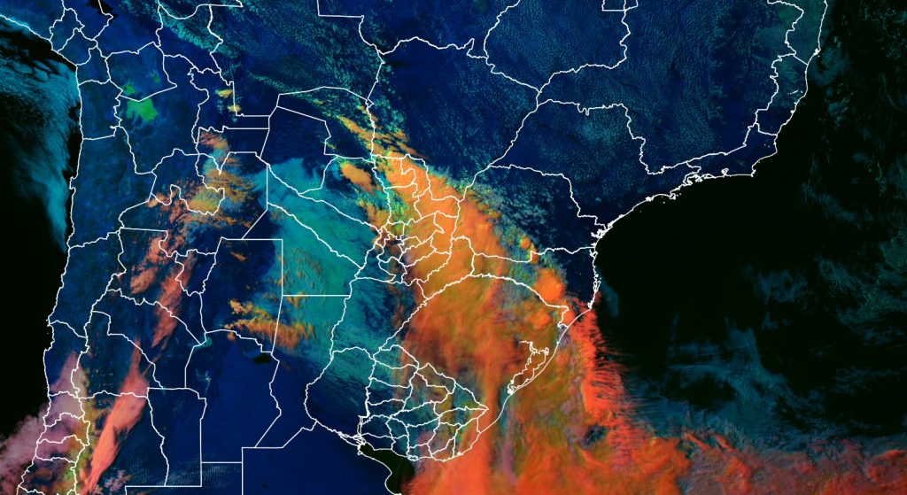 Frente fria avança no fim de semana e leva chuva a vários estados