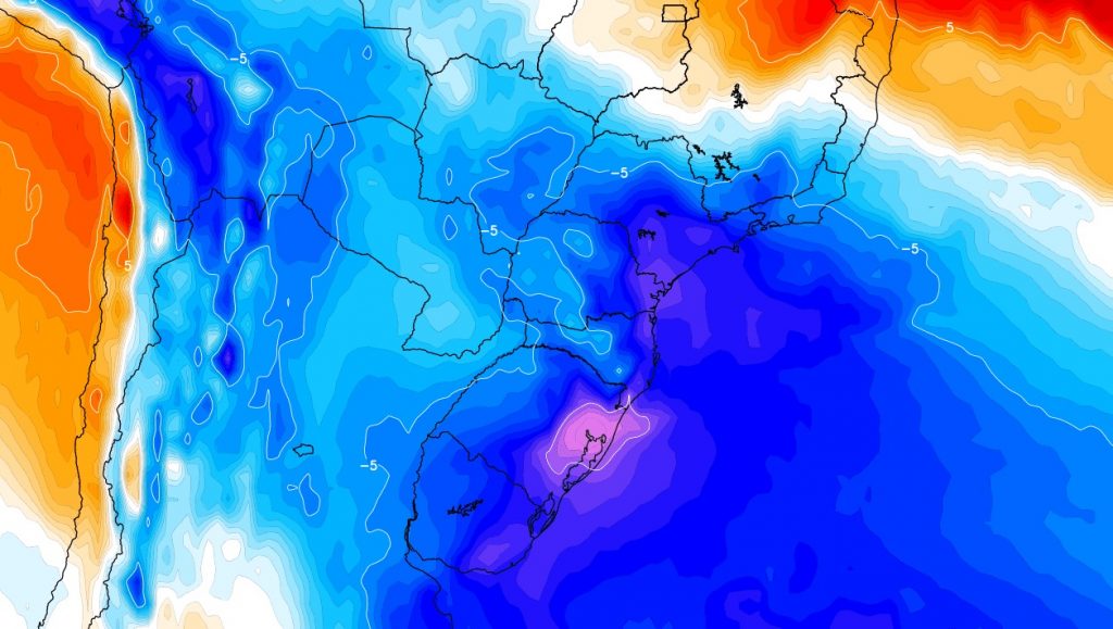 Massa de ar frio vai derrubar temperatura no Centro e no Sul do Brasil