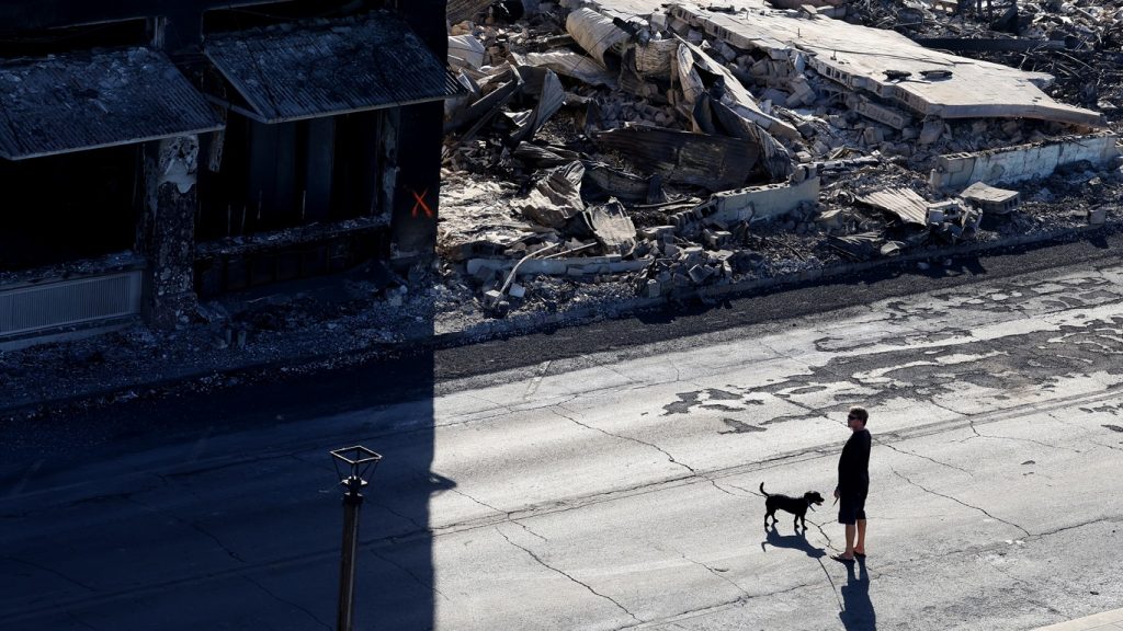 Incêndio no Havaí se torna o mais fatal em um século nos Estados Unidos