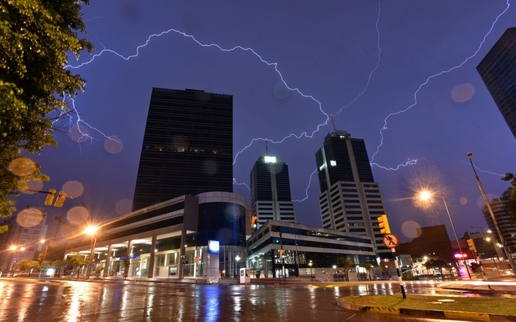 Fortes temporais atingem a Argentina e o Uruguai entre hoje e amanhã