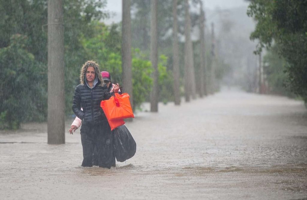 Chuva segue forte nas próximas horas e agravará as inundações