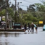 Chuva de quase um mês em dois dias traz emergência em Porto Alegre