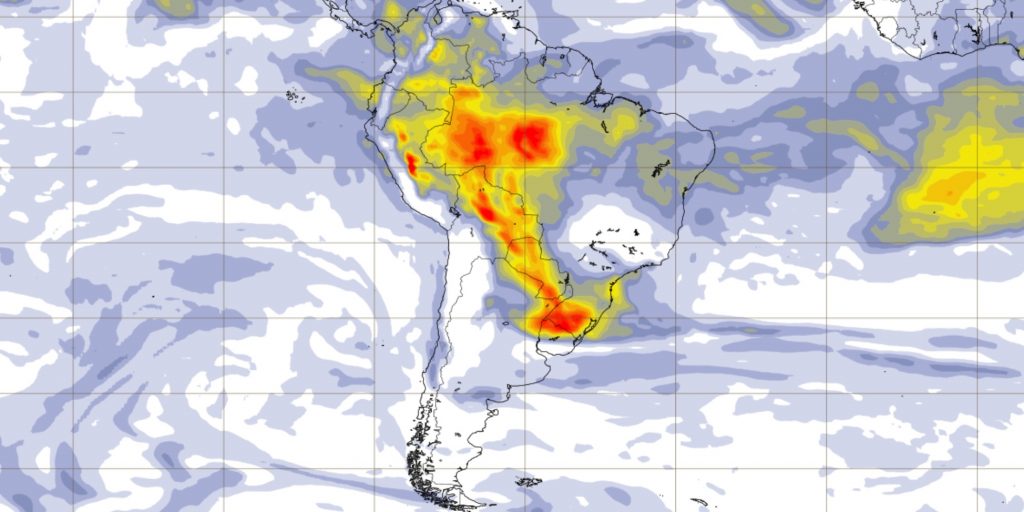 Primeiro corredor de fumaça da Amazônia do ano chega ao Sul do Brasil