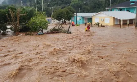 Chuva intensa já deixa quatro mortos na Metade Norte gaúcha Vítimas perderam suas vidas nos municípios de Mato Castelhano, Ibiraiaras e Passo Fundo em razão da chuva extrema