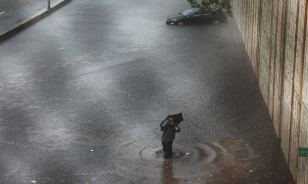 Nova York tem dia de caos com chuva extrema e histórica