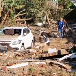 Roca Sales não tem água, luz, comida e telefonia após ser devastada