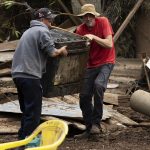 Várias regiões gaúchas sofrem com cheias e estragos por inundações