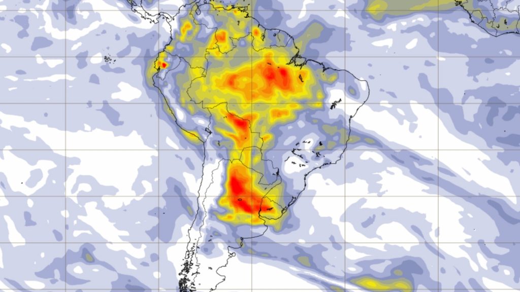 Fumaça da Amazônia e países vizinhos volta a atingir o Rio Grande do Sul