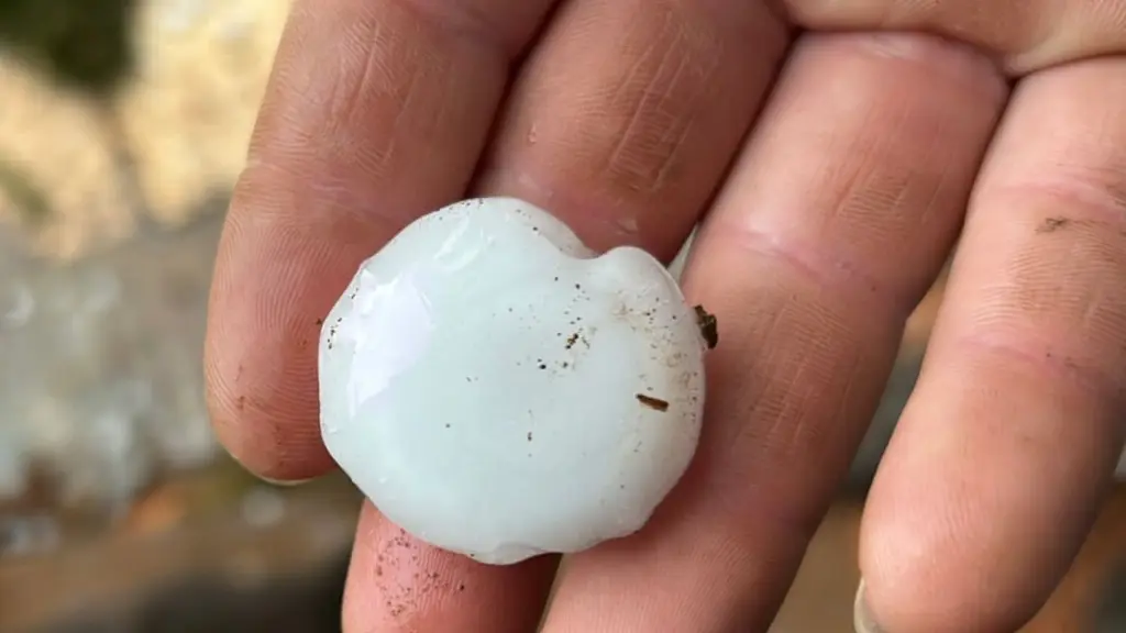 Chuva de até 100 mm, granizo e uma morte no Rio Grande do Sul
