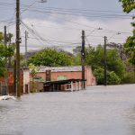 Fotos: enchente do Rio Uruguai tira milhares de casa no Oeste
