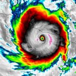 Furacão monstro de categoria 5 ruma diretamente para Acapulco