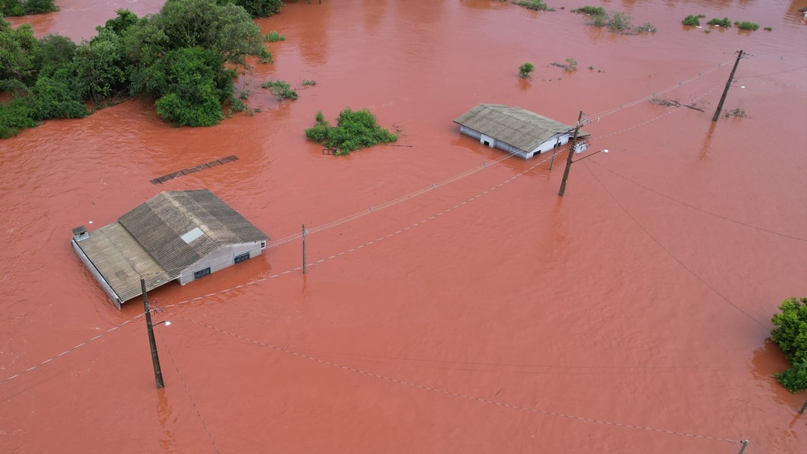 Semana começa com chuva em todas as regiões do RS. Veja em Júlio de  Castilhos. - Alcir 61