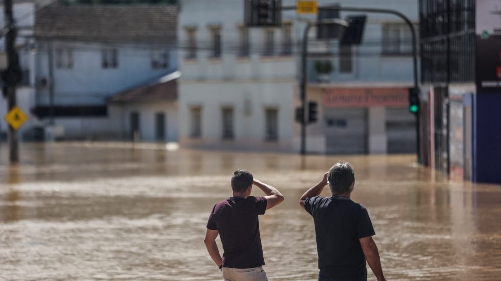 Metade das cidades de Santa Catarina afetada pela chuva; veja a previsão
