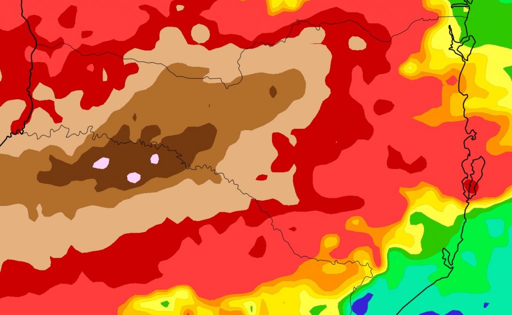 Chuva intensa e tempestades avançam por Santa Catarina