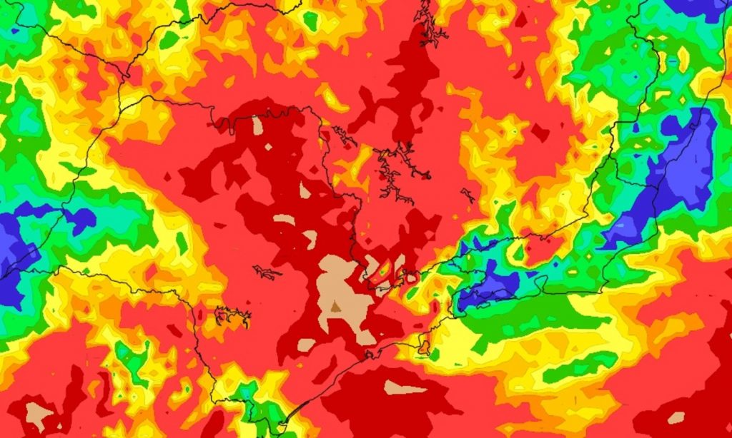 Sudeste do Brasil terá semana com muita chuva