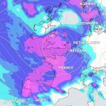 Violento ciclone bomba Ciarán gera alerta máximo na Europa Ocidental