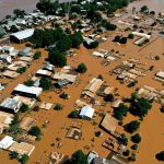 Quase 30 mil gaúchos estão fora de casa por chuva e enchentes