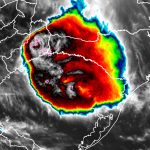 Imagens registram a formação do temporal arrasador em Giruá (RS)