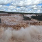 Cataratas com vazão onze vezes acima do normal após chuva do ciclone