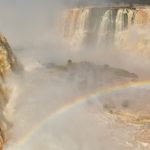 Veja a vazão das Cataratas do Iguaçu que encantou turistas no feriadão