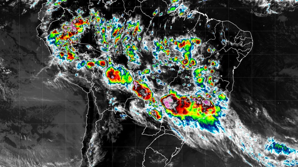 Frente fria espalha chuva e temporais pelo Brasil; veja a previsão