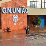 Fotos: veja como ficou clube de Porto Alegre com a grande enchente