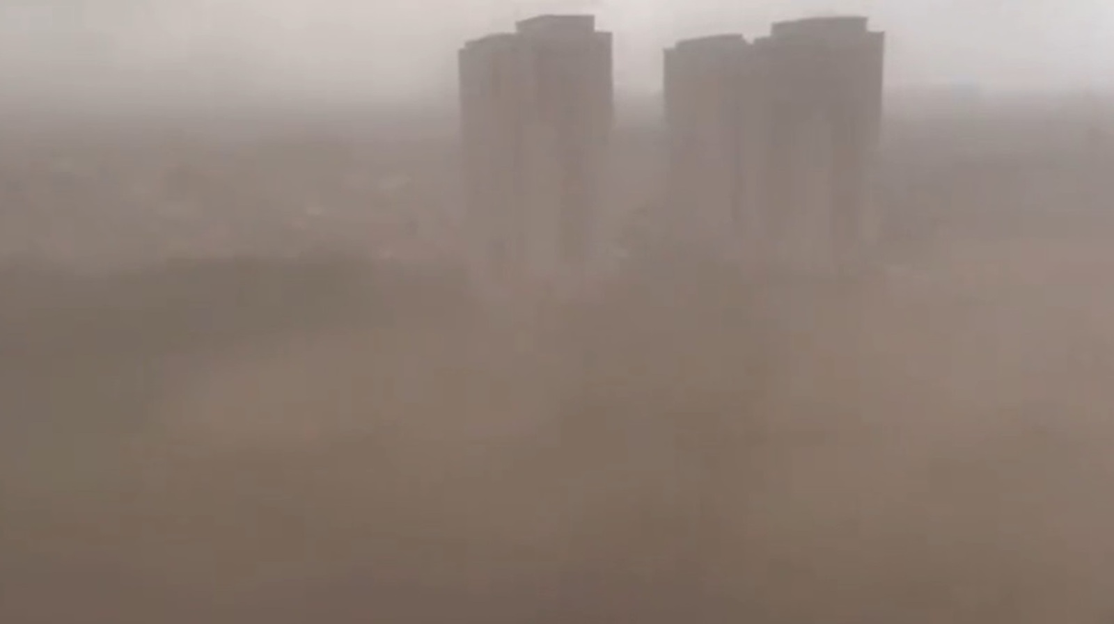<span class="entry-title-primary">Após calorão, seca, fumaça e vendaval, Manaus tem tempestade de areia</span> <h2 class="entry-subtitle">Capital do Amazonas enfrenta tempestade de areia em primavera marcada por extremos que testam a saúde dos moradores </h2>