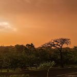 Temporal provoca paisagem marciana em cidade de São Paulo