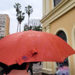 Chuva alcança metade da média do mês em uma tarde em Porto Alegre