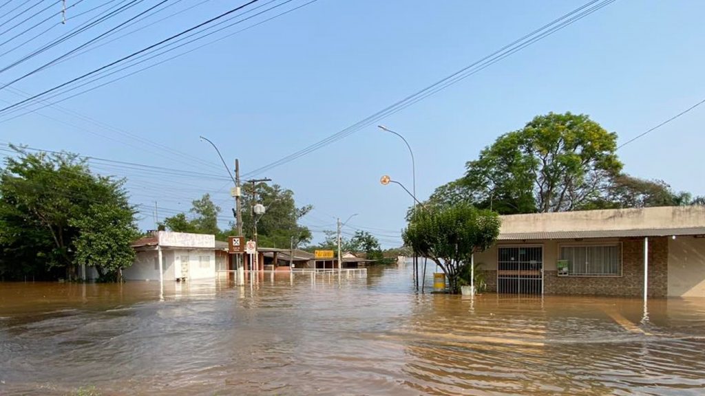 Fotos: maior enchente do Rio Uruguai em anos em São Borja