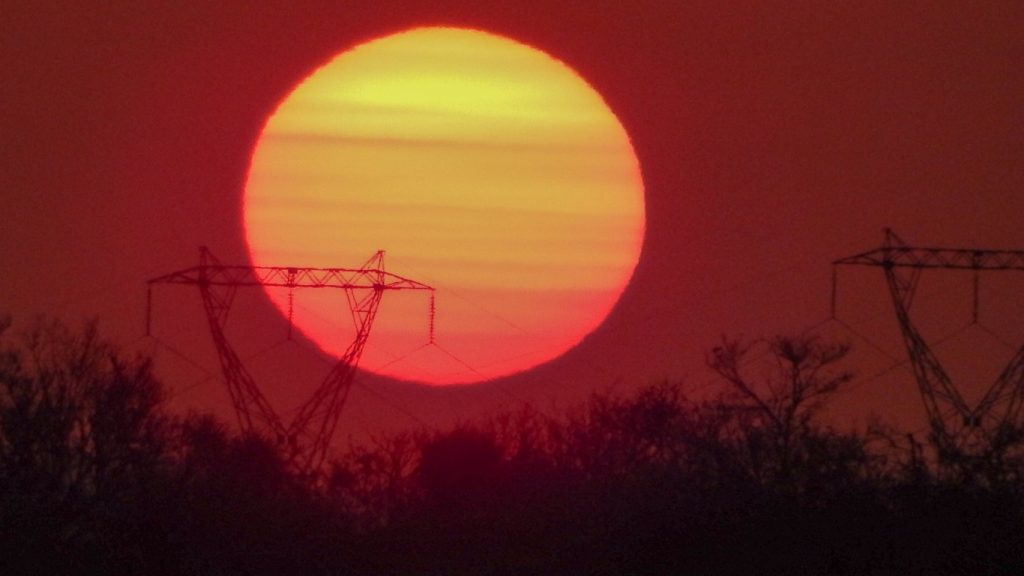 Calor faz disparar consumo de energia no Sul do Brasil