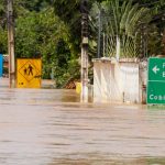 Fotos: enchentes atingem mais de cem mil pessoas no Acre