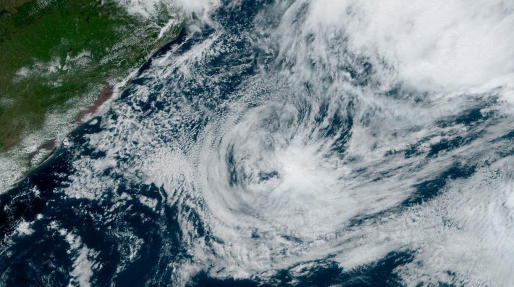 Akará é rebaixada e está perto de se dissipar no Atlântico Sul