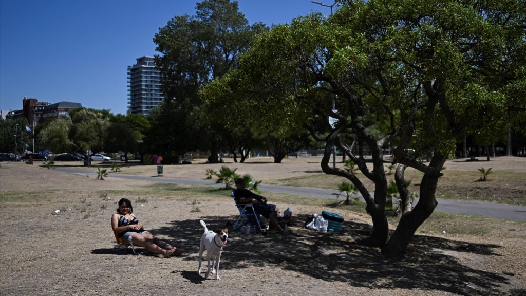 Calor acima de 40ºC completa duas semanas sem trégua na Argentina