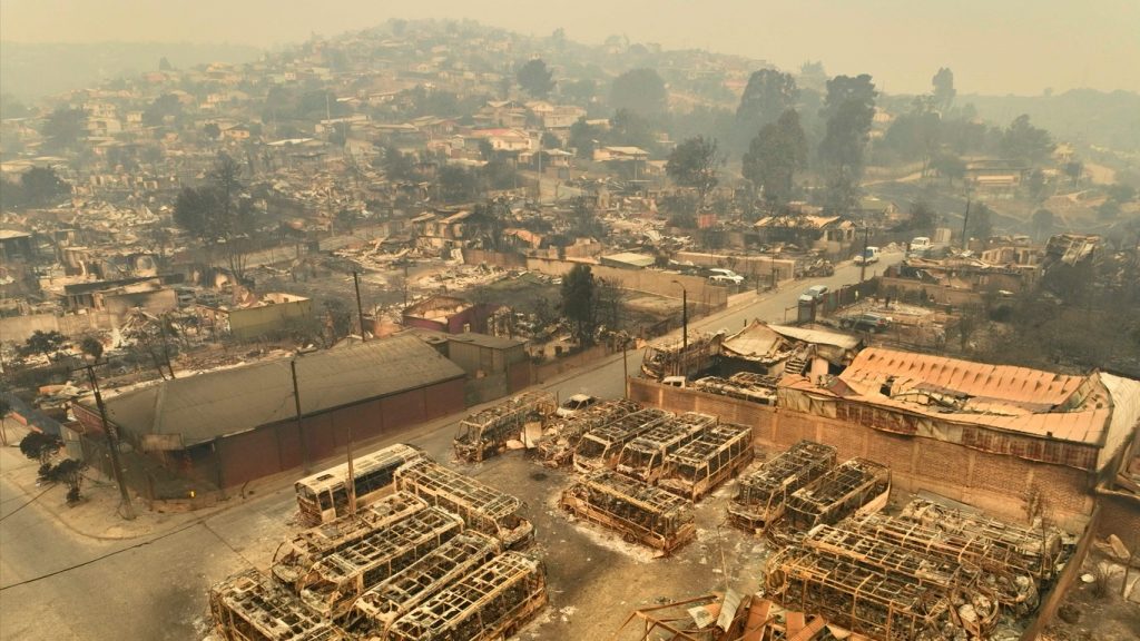 Catástrofe no Chile: incêndios florestais devastadores matam dezenas