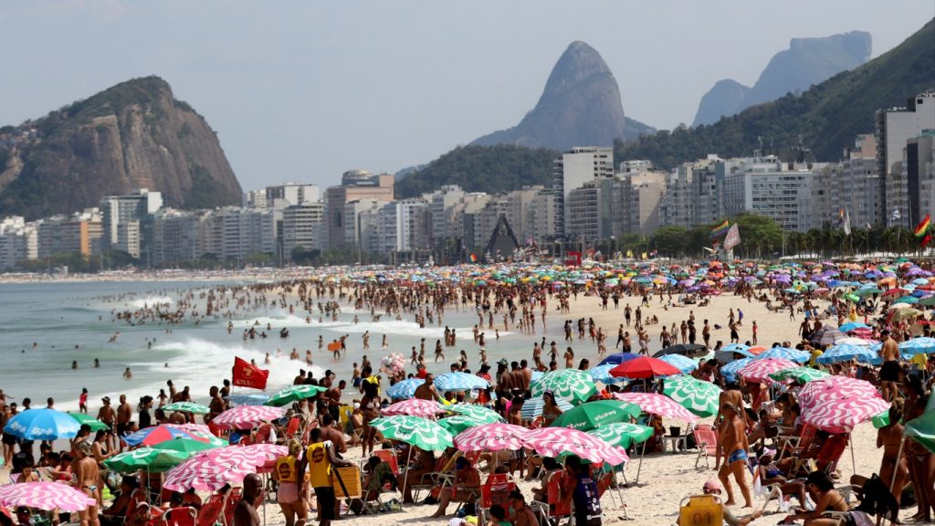 Calor no Rio de Janeiro aumenta com Carnaval de dias escaldantes