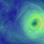 O que esperar do tempo em semana com ciclone raro na costa